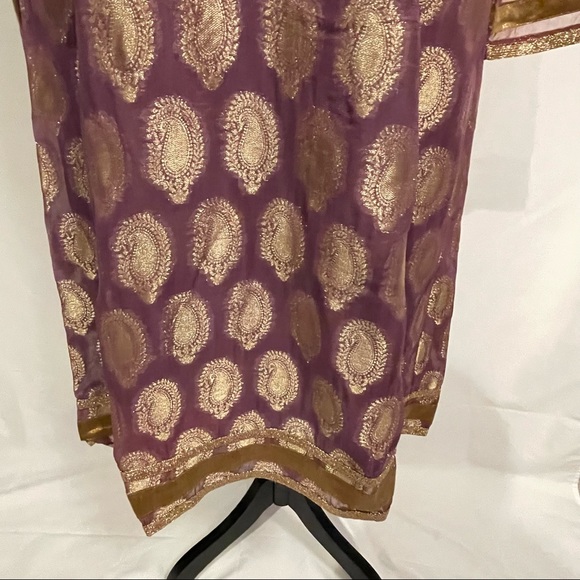 Purple & Gold Salwar Kameez Indian 3-Piece Set – Punjab/Pakistan Style - Picture 7 of 9